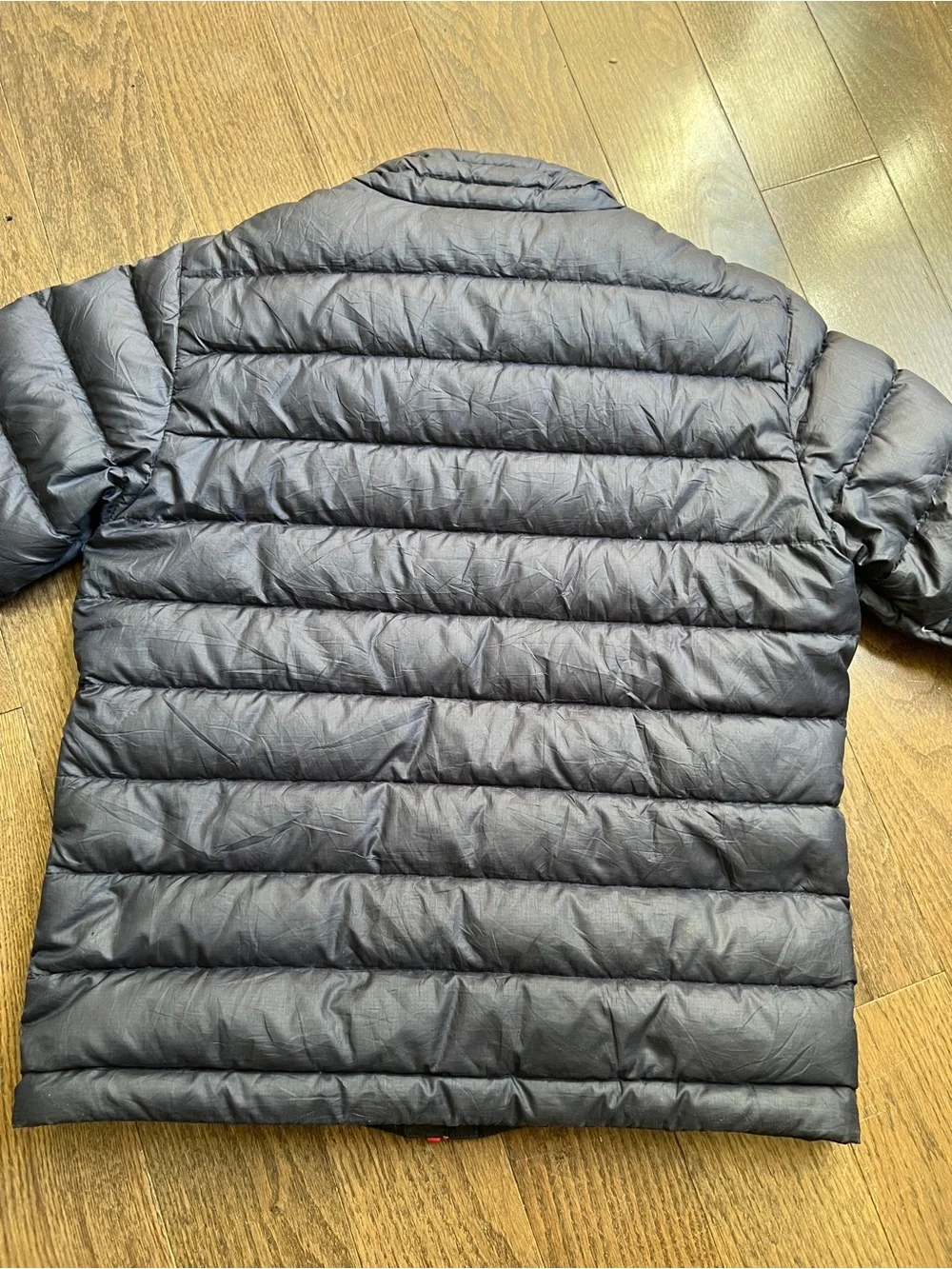 Patagonia down jacket navy and red kids size xs 5/6